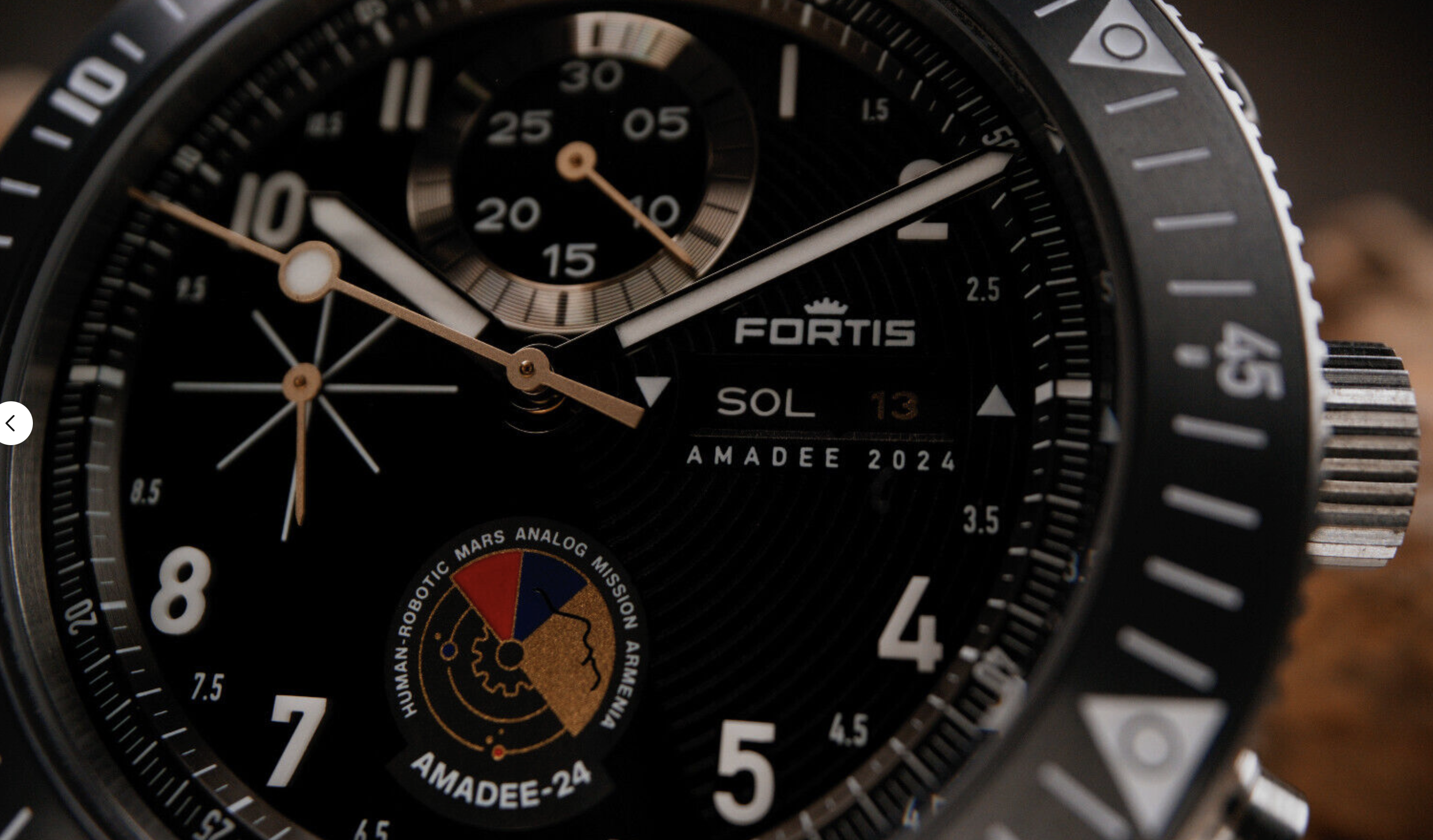 FORTIS NOVONAUT Titan N-42 Amadee-24 EDITION AUF BLOCK BRACELET